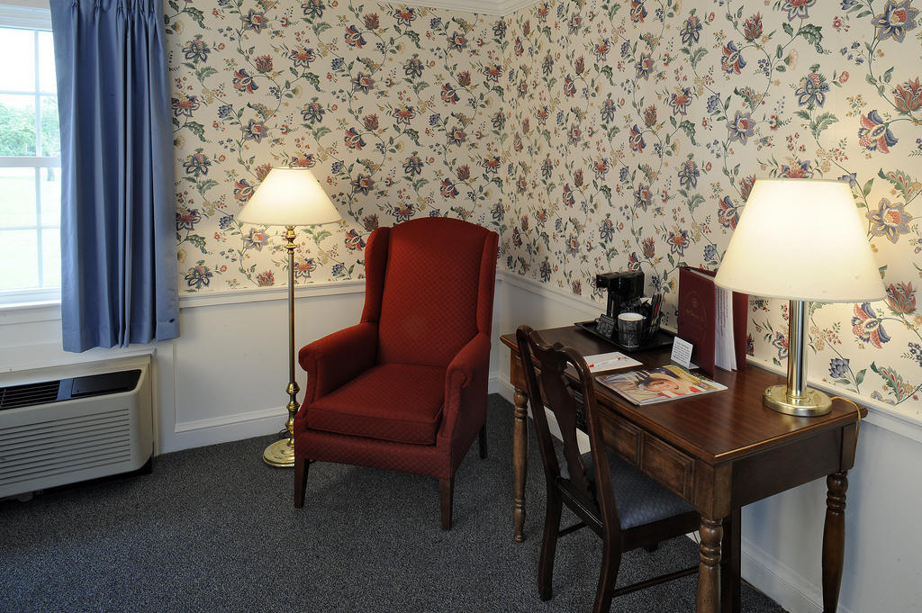Old Sturbridge Inn & Reeder Family Lodges Exteriör bild