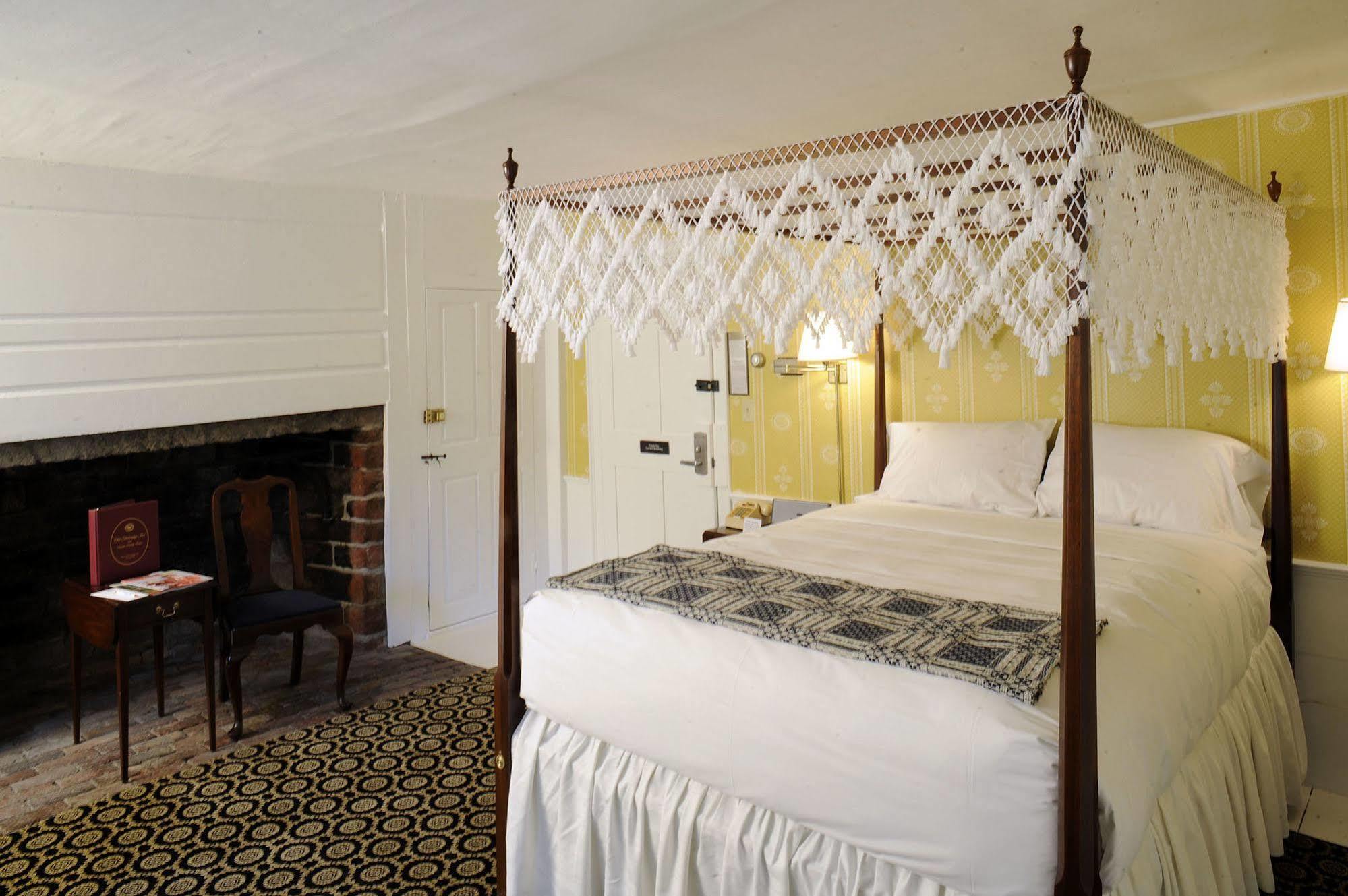 Old Sturbridge Inn & Reeder Family Lodges Exteriör bild